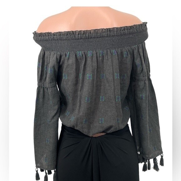 EARTHBOUND Off the Shoulder Tassel Blouse Top Boho Shirt Size LARGE - Picture 5 of 10